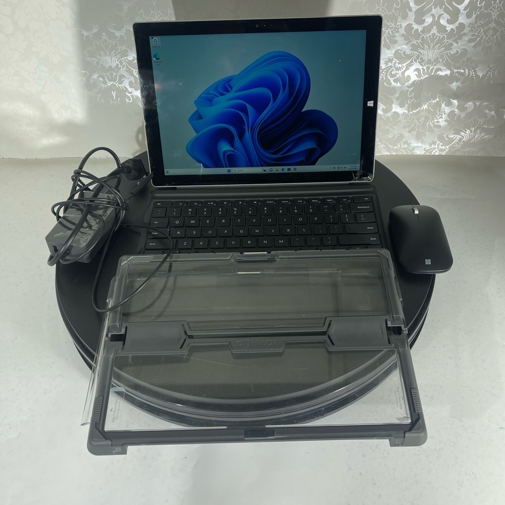 Microsoft Surface Pro 3 Bundle Intel(R) Core(Tm) … - image 4